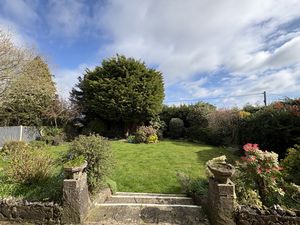 Front Garden- click for photo gallery